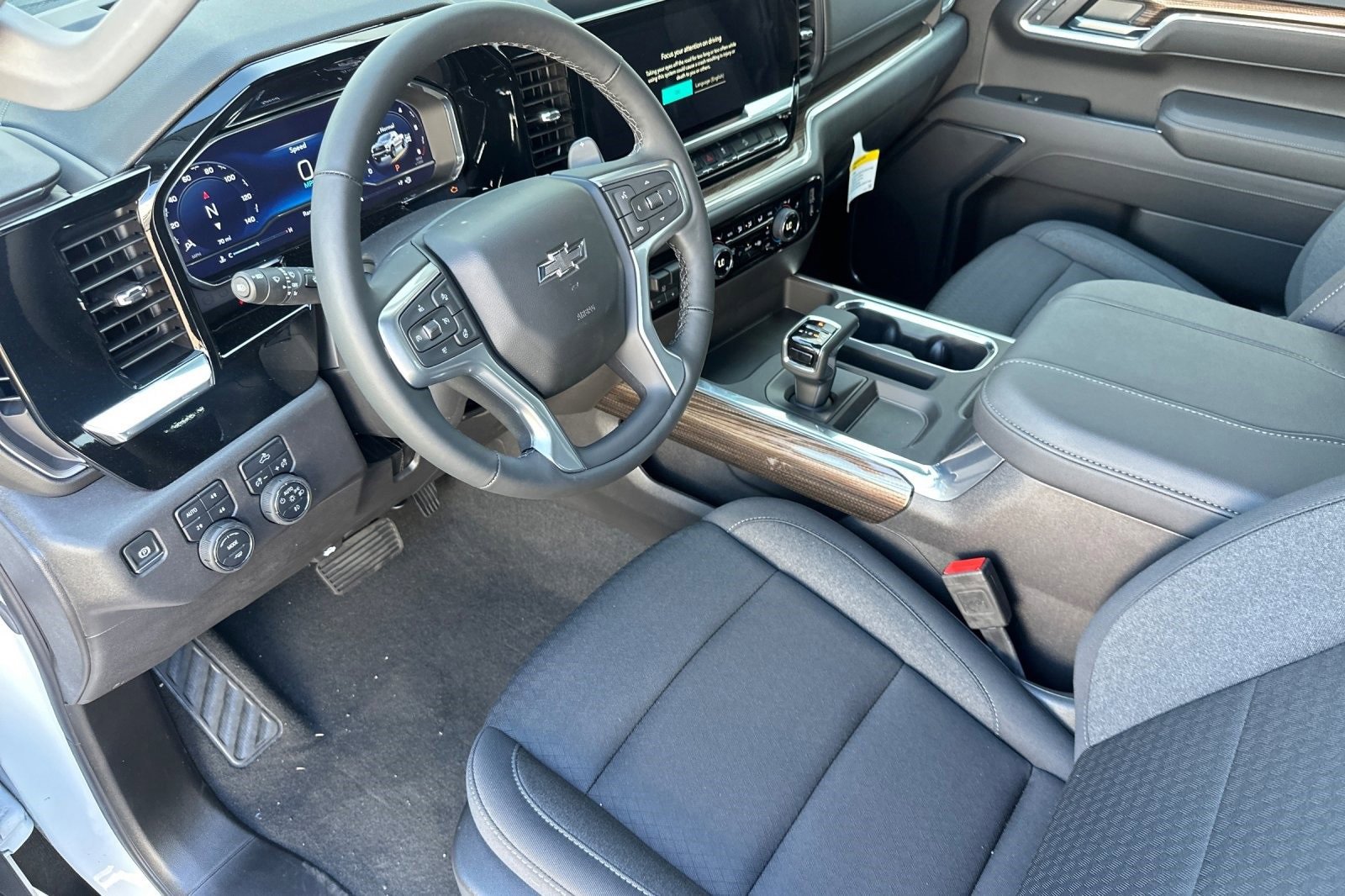 New 2025 Chevrolet Silverado 1500 LT Trail Boss w/ LPO, Dark Essentials Package image 10