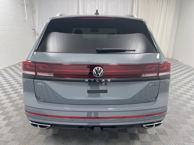 Used 2025 Volkswagen Atlas SEL Premium R-Line image 7