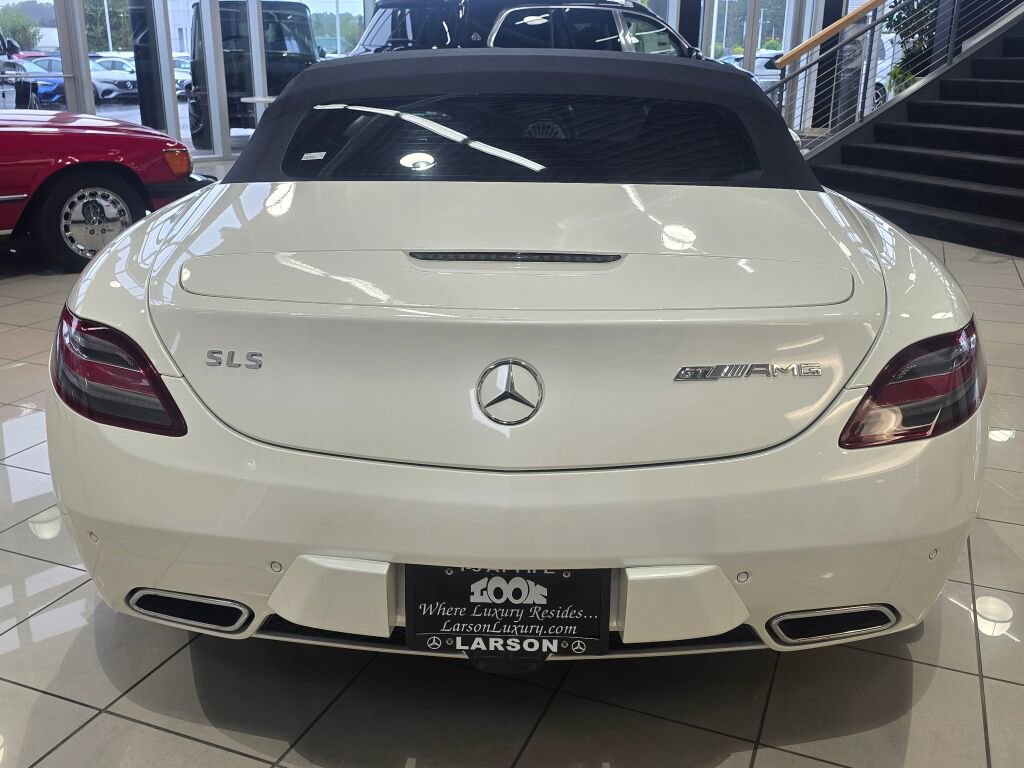 Used 2012 Mercedes-Benz SLS AMG Roadster image 5