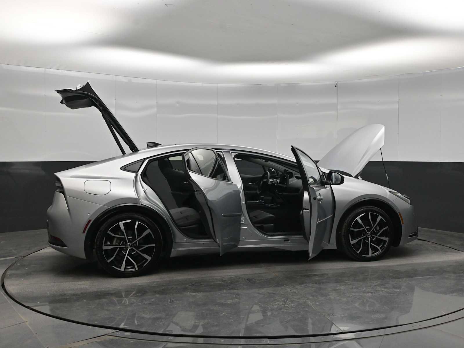 Used 2026 Toyota Prius Plug-In Hybrid w/ Limited Premium Package FWD image 41