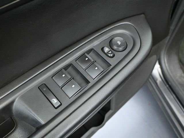 Used 2014 Chevrolet Traverse LT image 20