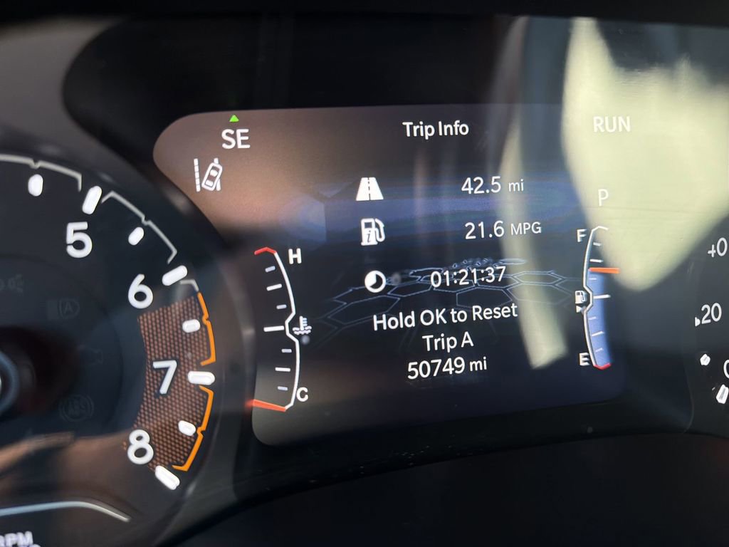 Used 2024 Jeep Compass Limited image 15