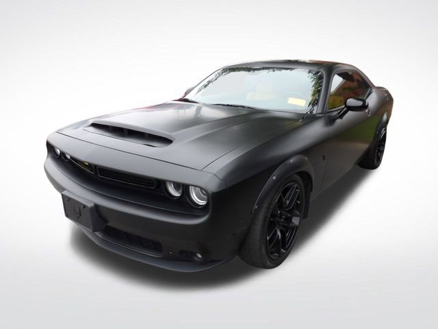 Used 2018 Dodge Challenger R/T w/ Driver Convenience Group RWD image 18