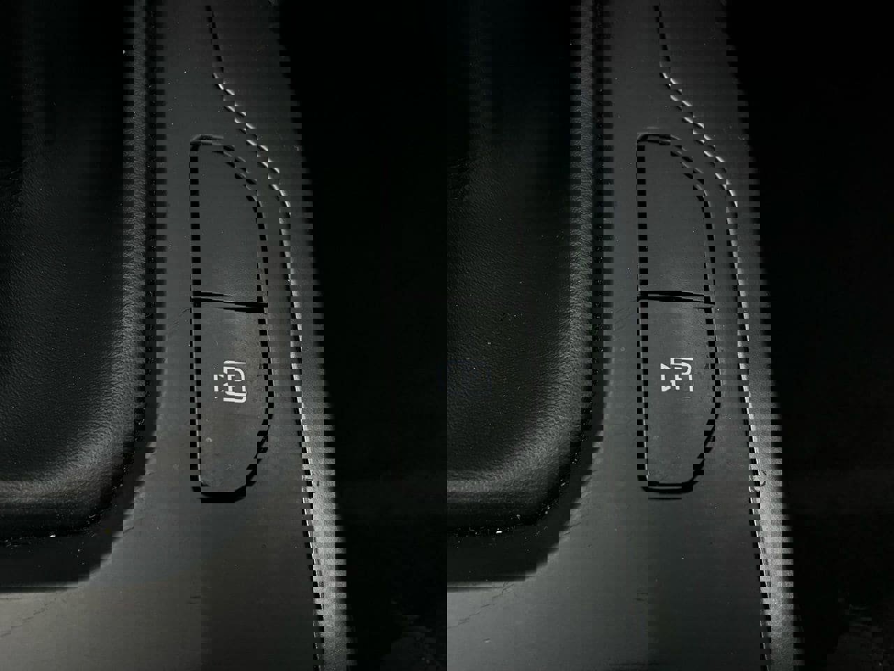 Used 2025 Kia K4 LXS image 24