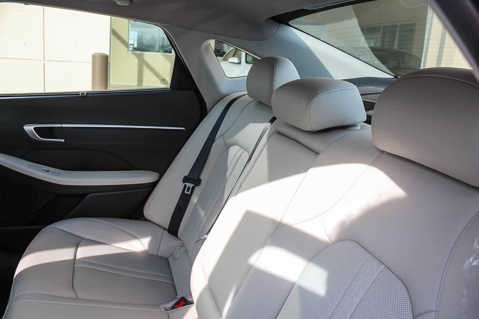 New 2026 Hyundai Sonata Limited FWD image 24