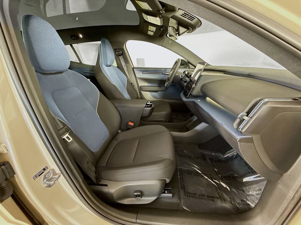 New 2026 Volvo EX30 Ultra w/ Protection Package image 27