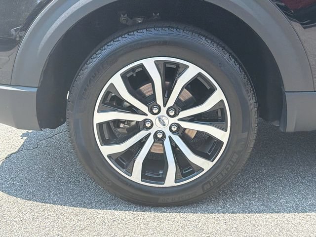 Used 2025 Ford Explorer ST-Line AWD/4WD image 19