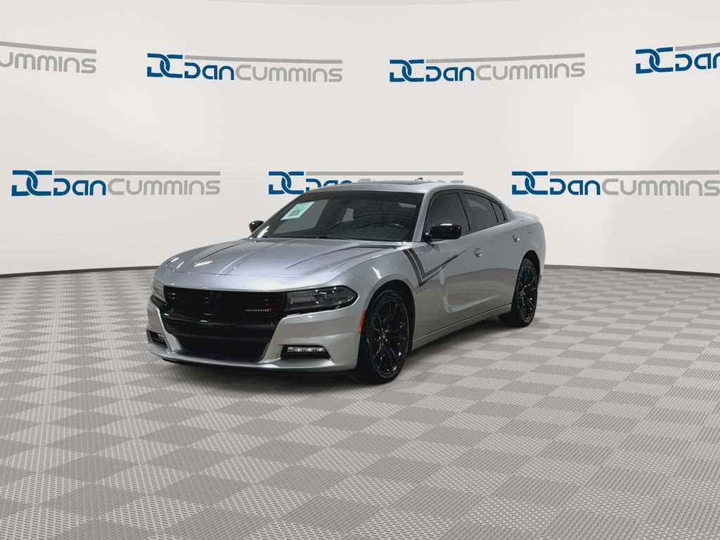 Used 2018 Dodge Charger R/T w/ Blacktop Package RWD image 5