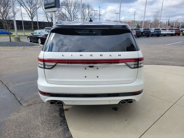 Used 2023 Lincoln Aviator Black Label image 15