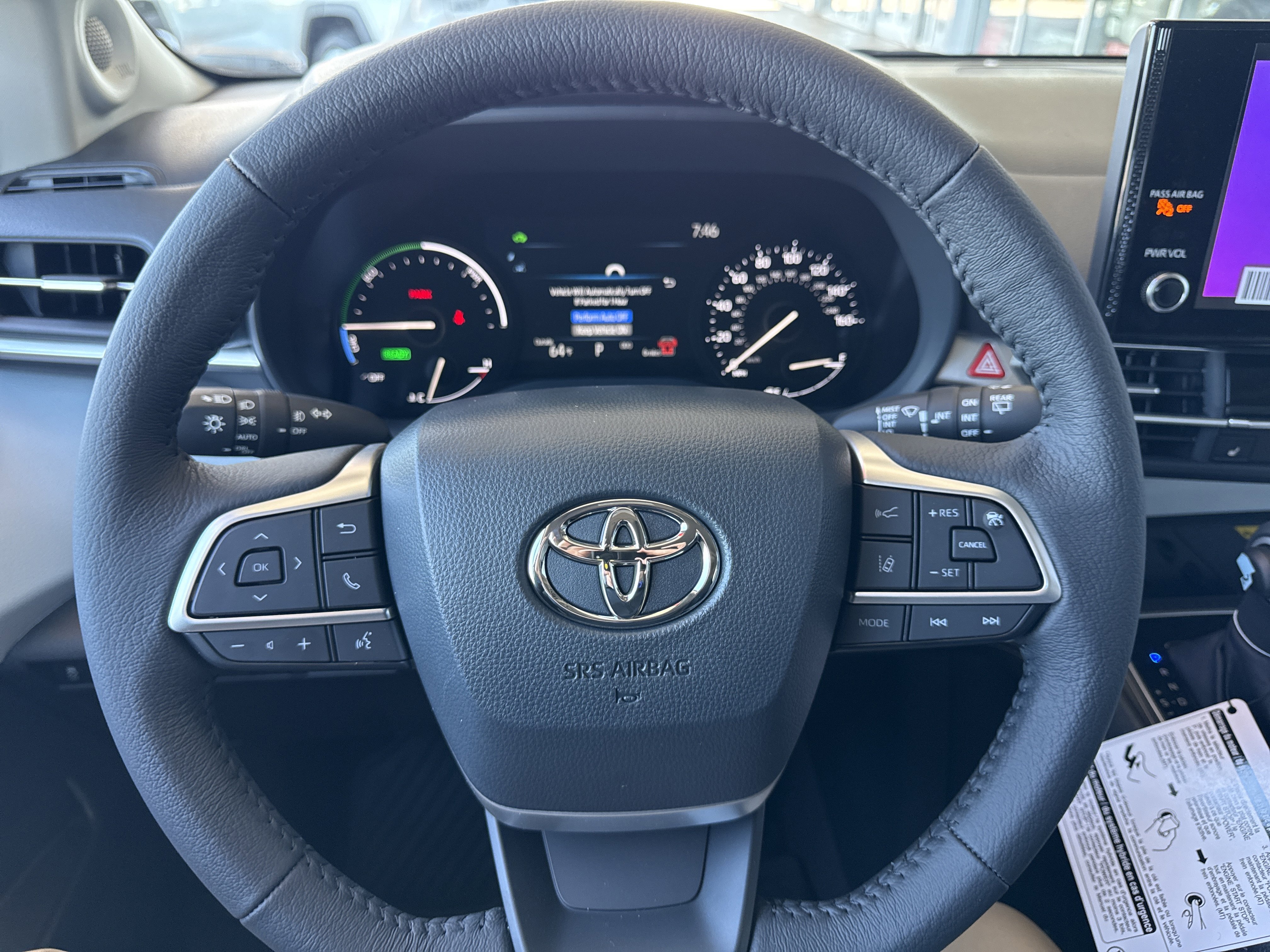 New 2025 Toyota Sienna XLE image 23