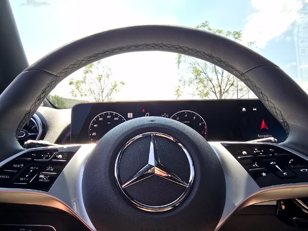 New 2026 Mercedes-Benz GLB 250 4MATIC image 28