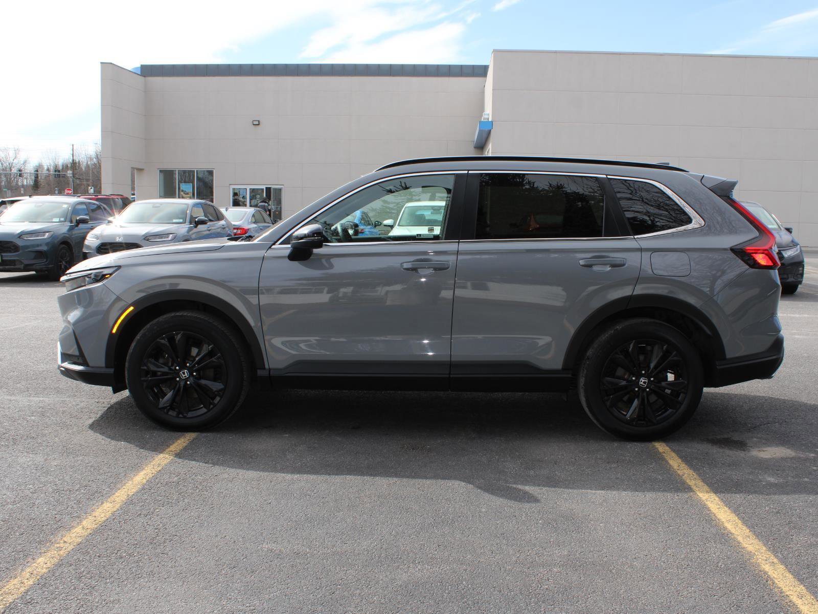 Used 2024 Honda CR-V Sport Touring image 5