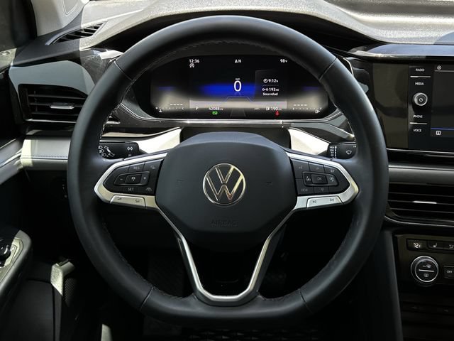 Used 2024 Volkswagen Taos SE w/ MDO Package FWD image 14