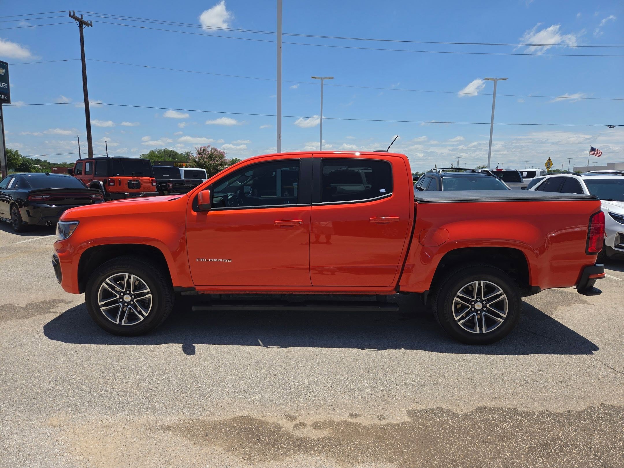 Certified 2021 Chevrolet Colorado W/T w/ Custom Special Edition RWD image 6