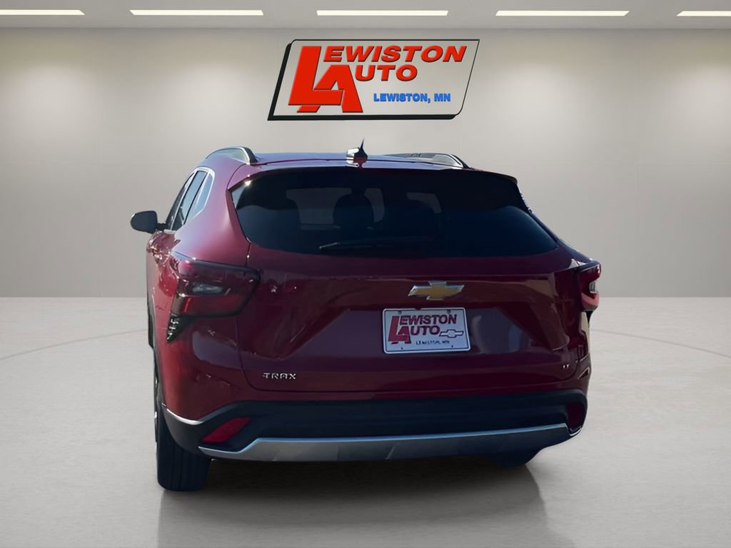 New 2026 Chevrolet Trax LT w/ Driver Confidence Package image 7