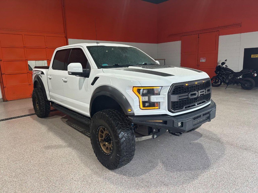 Used 2017 Ford F150 Raptor w/ Equipment Group 802A Luxury AWD/4WD video 2