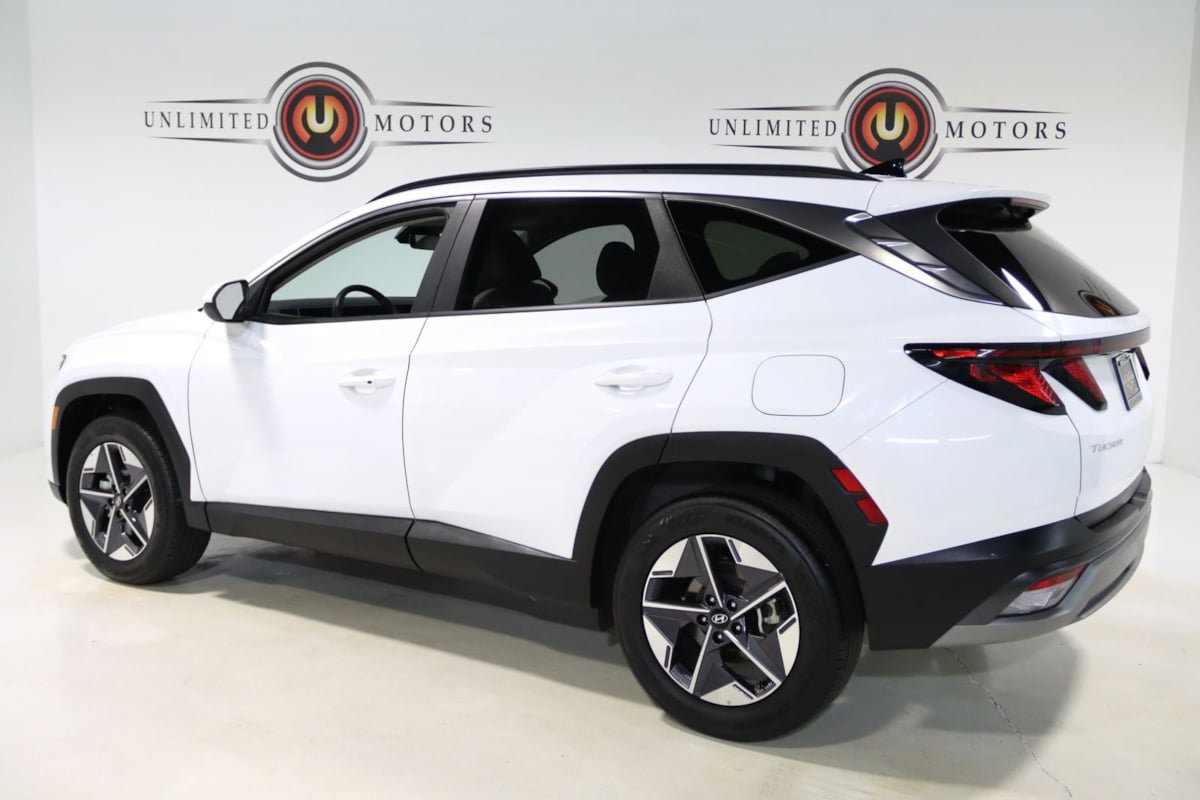 Used 2026 Hyundai Tucson SEL Plus AWD/4WD image 3