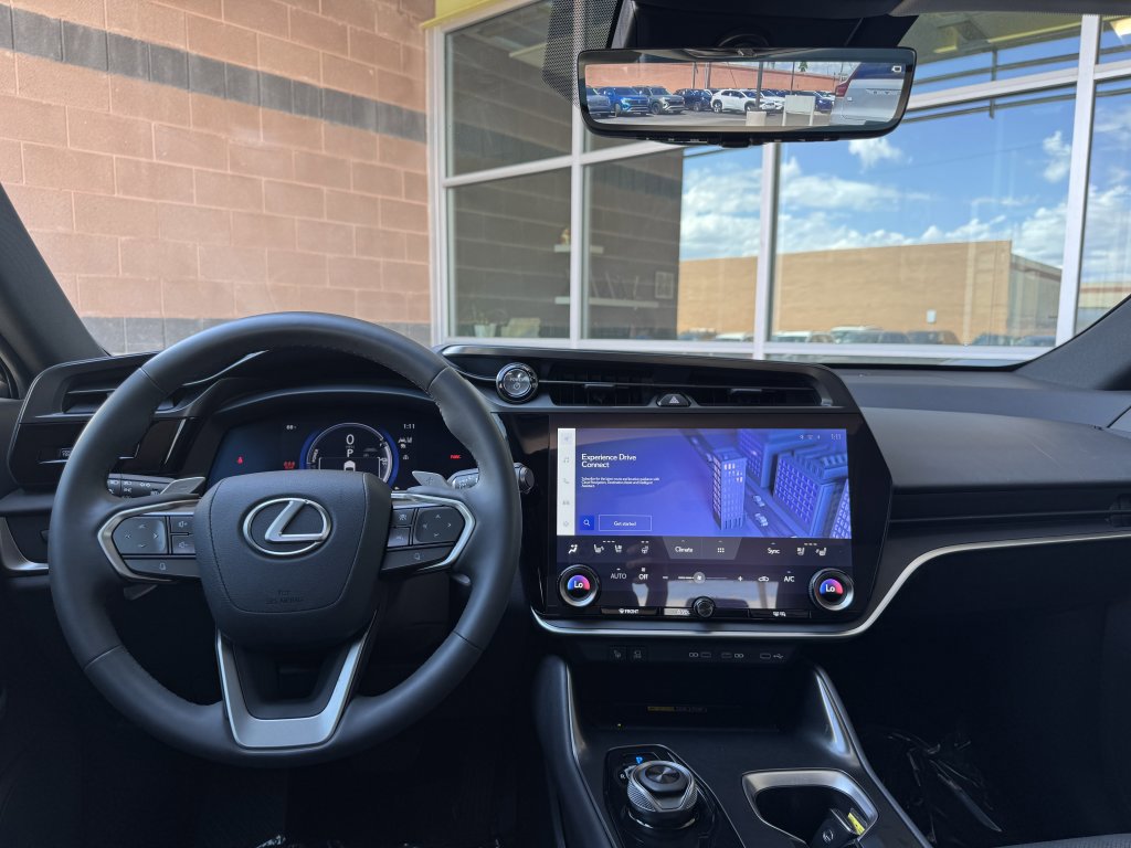 Used 2023 Lexus RZ 450e Premium image 16