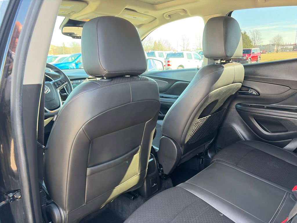 Used 2018 Buick Encore Preferred image 26