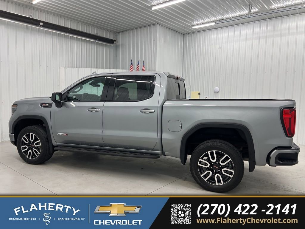 Used 2024 GMC Sierra 1500 AT4 w/ Technology Package image 5