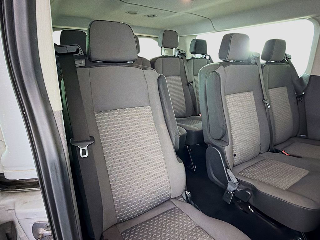 Used 2023 Ford Transit 350 XLT image 23