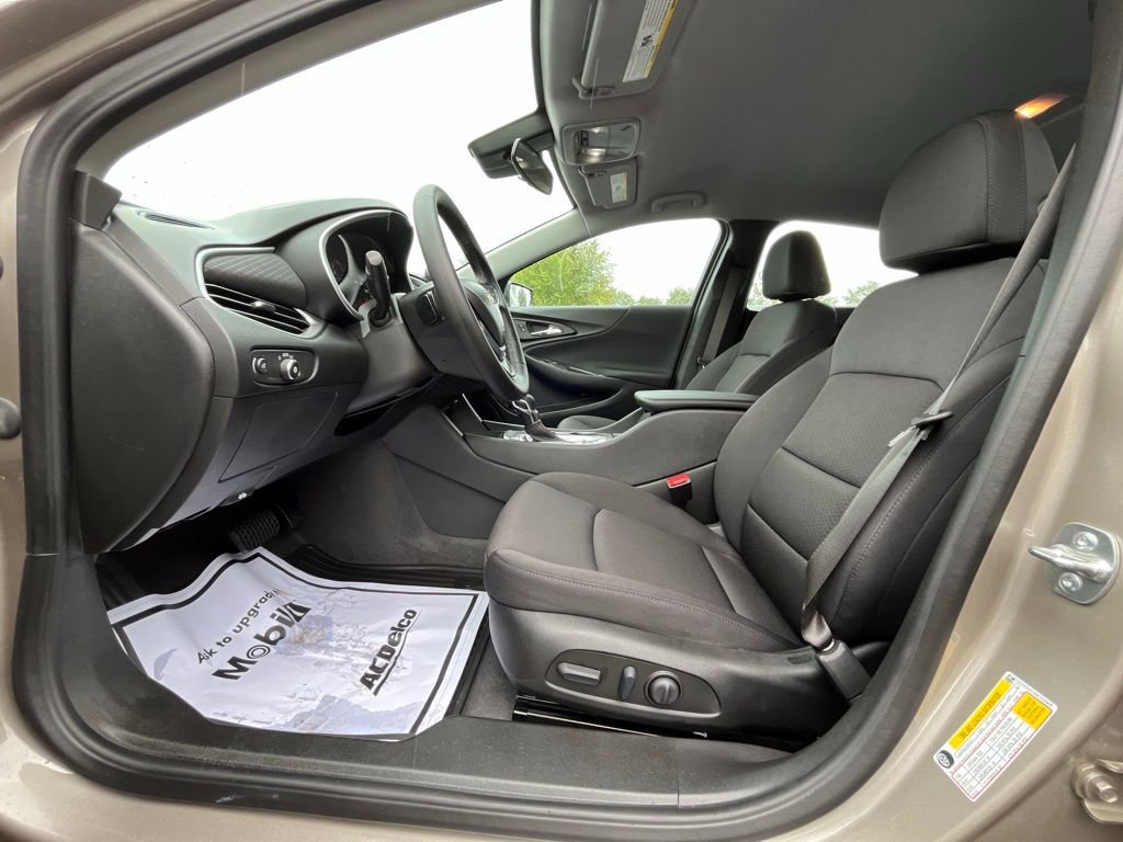 Certified 2025 Chevrolet Malibu RS image 16