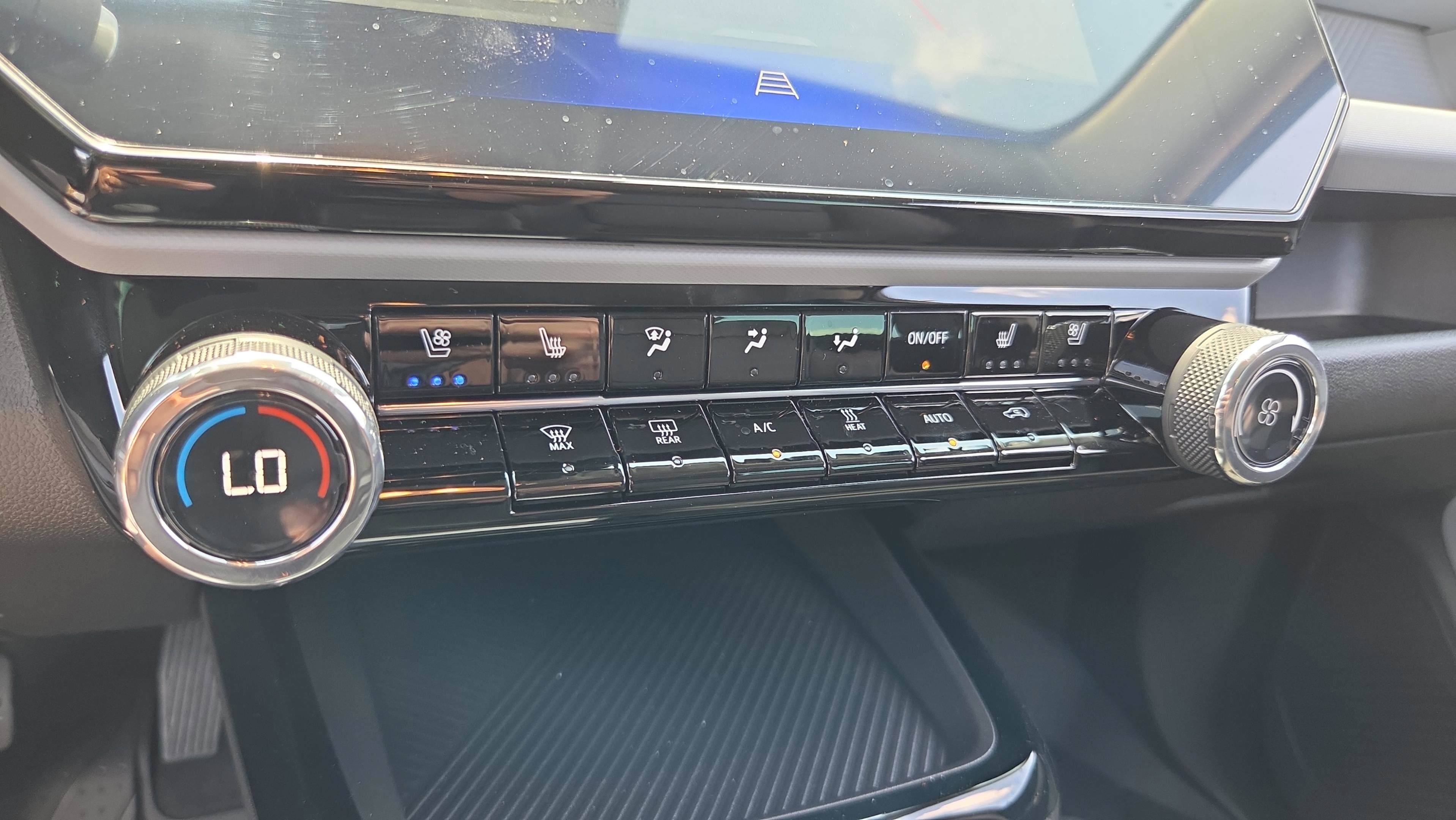 New 2027 Chevrolet Bolt RS w/ LPO, All-Weather Package FWD image 20