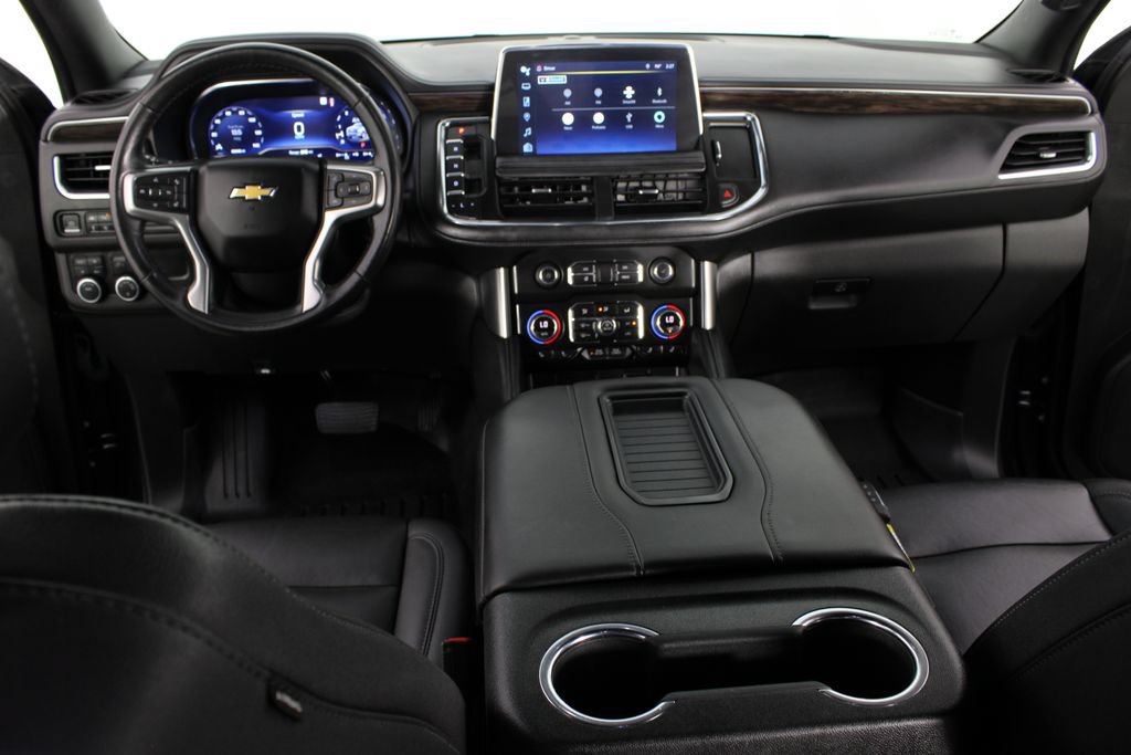 Used 2022 Chevrolet Tahoe LT w/ Luxury Package AWD/4WD image 10