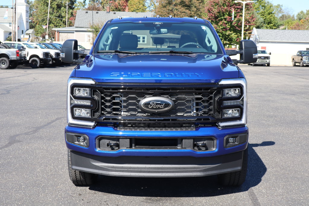 New 2026 Ford F250 XLT w/ XLT Premium Package AWD/4WD image 13