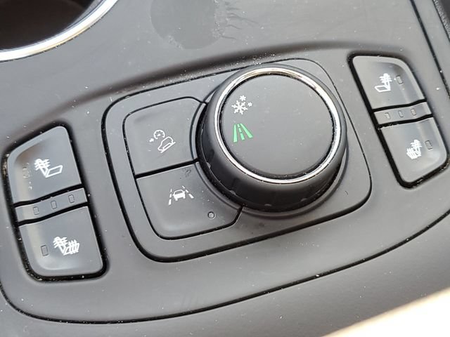 Used 2024 GMC Terrain SLT FWD image 30