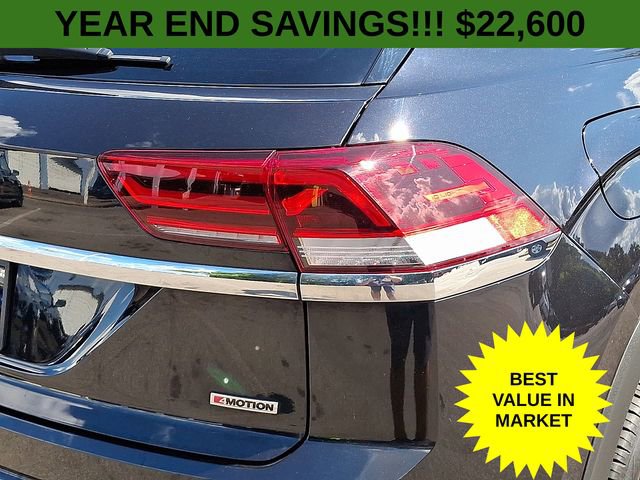 Used 2022 Volkswagen Atlas Cross Sport SEL R-Line image 11