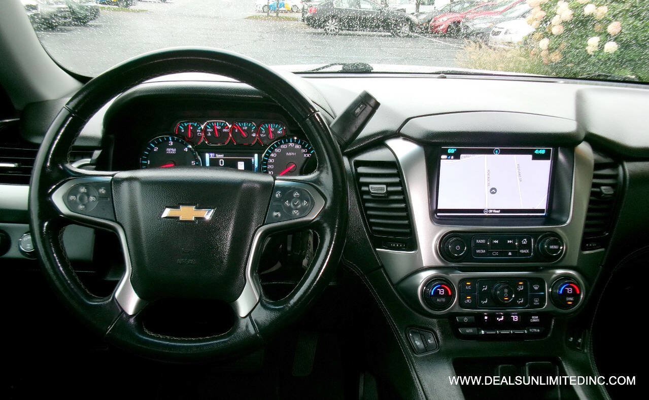 Used 2019 Chevrolet Suburban LT AWD/4WD image 10