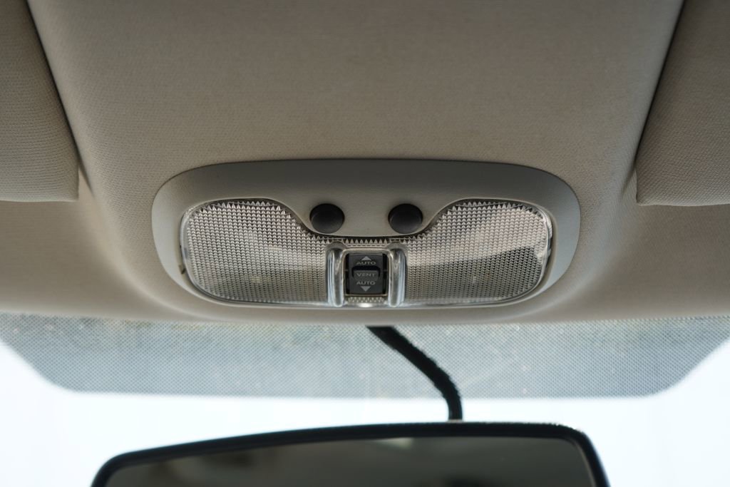Used 2016 Jeep Patriot High Altitude FWD image 22