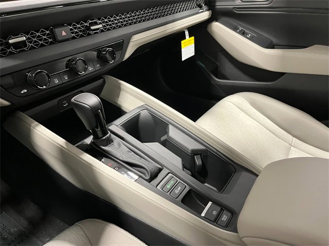 New 2025 Honda Accord SE image 17