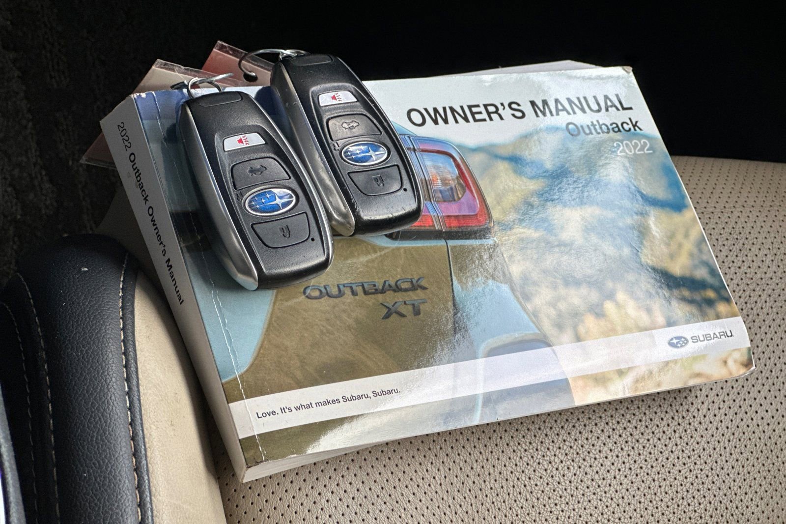 Used 2022 Subaru Outback Limited AWD/4WD image 12