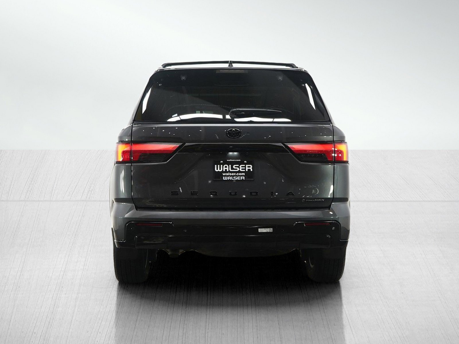 Used 2025 Toyota Sequoia 4WD image 4