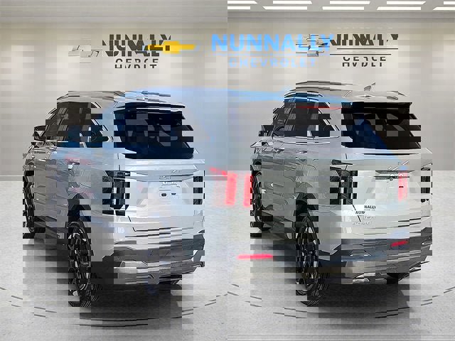 Used 2025 Kia Sorento S image 3
