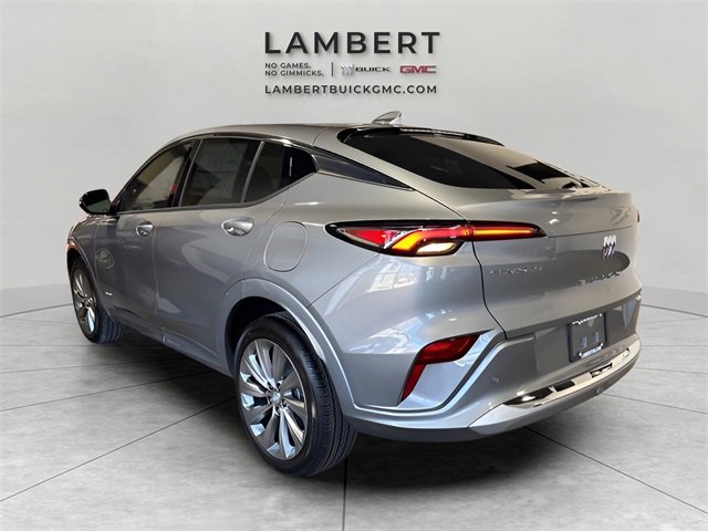 New 2025 Buick Envista Avenir image 2