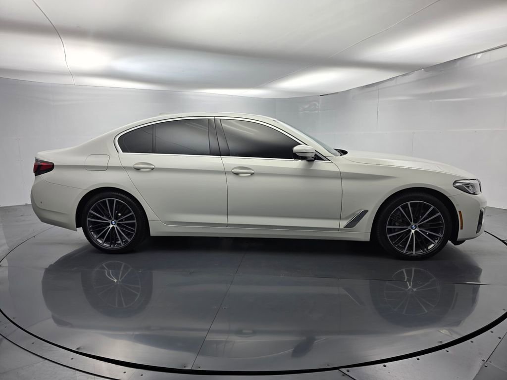 Used 2021 BMW 540i 540i w/ Convenience Package image 3