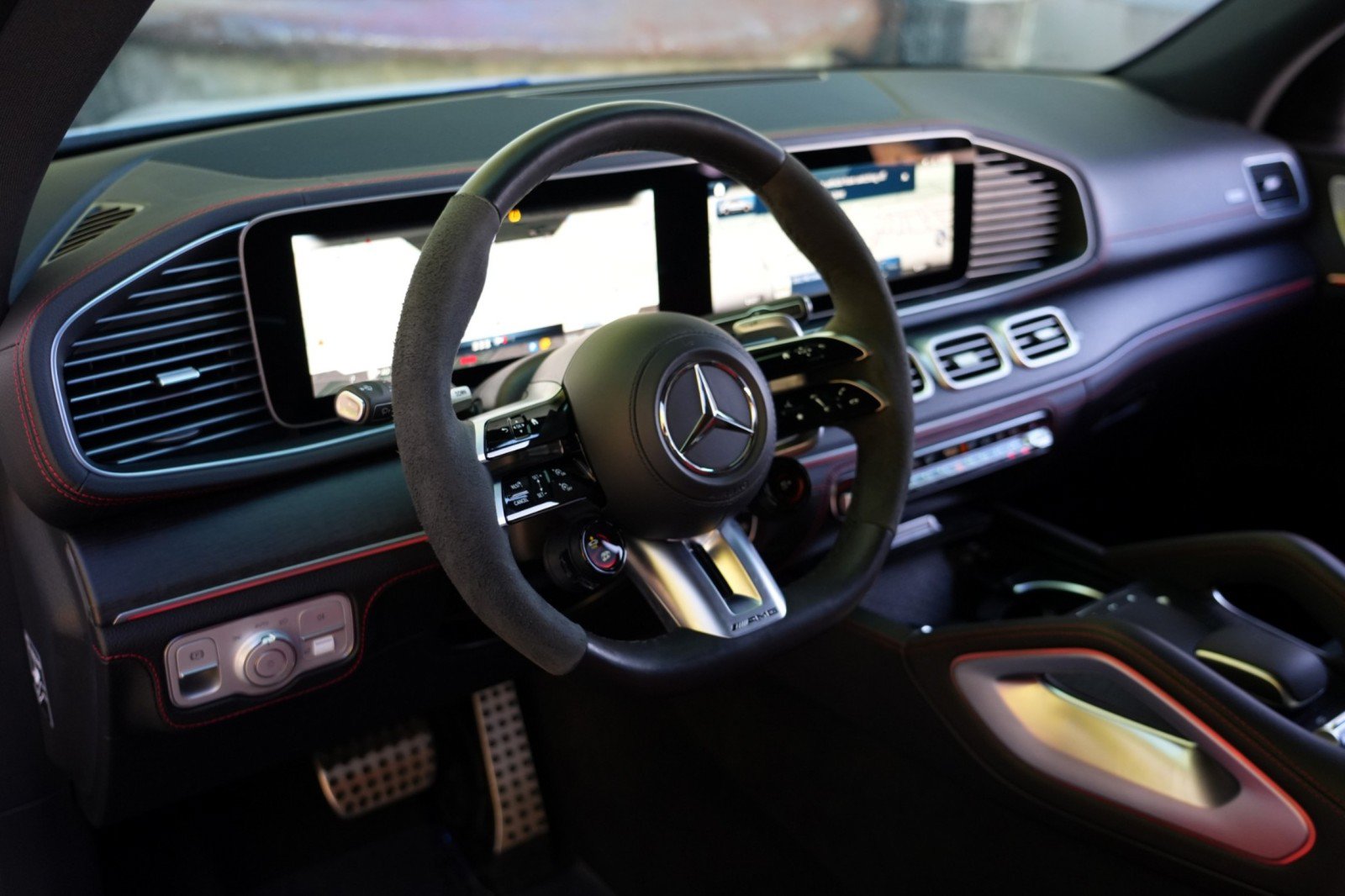 Used 2024 Mercedes-Benz GLE 53 AMG 4MATIC image 14