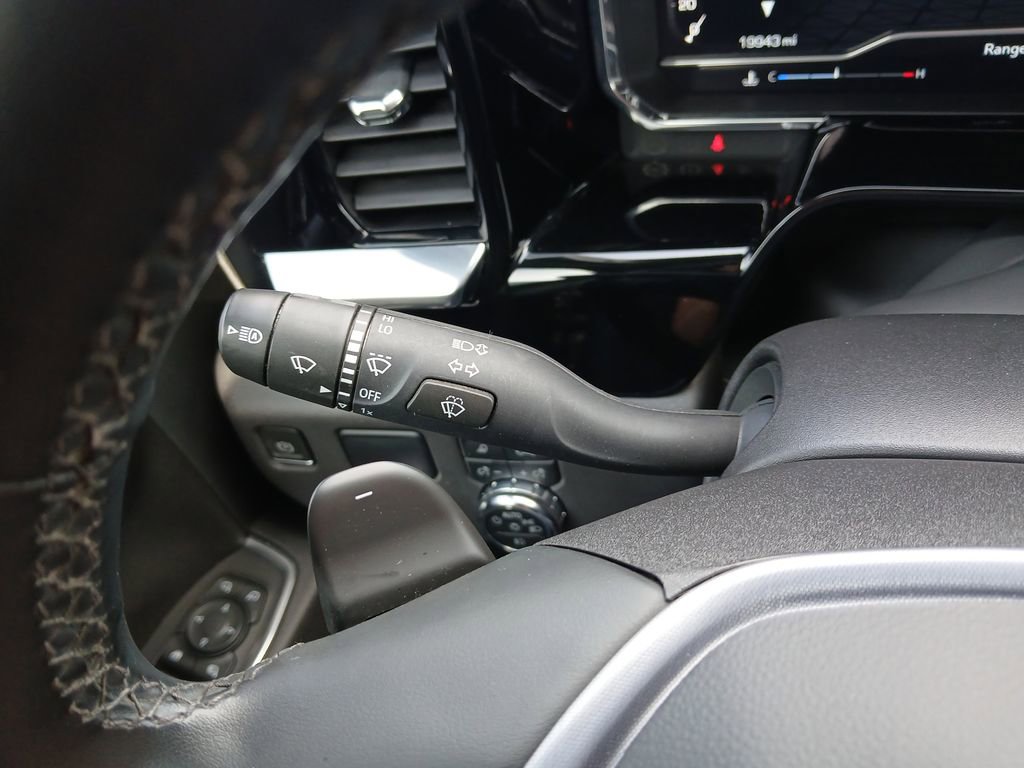 Used 2023 GMC Sierra 1500 SLT image 20