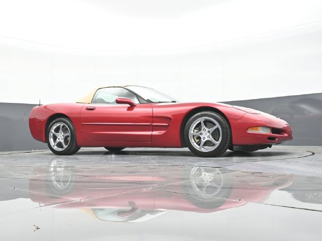 Used 2001 Chevrolet Corvette Convertible w/ Preferred Equipment Group2 RWD image 43