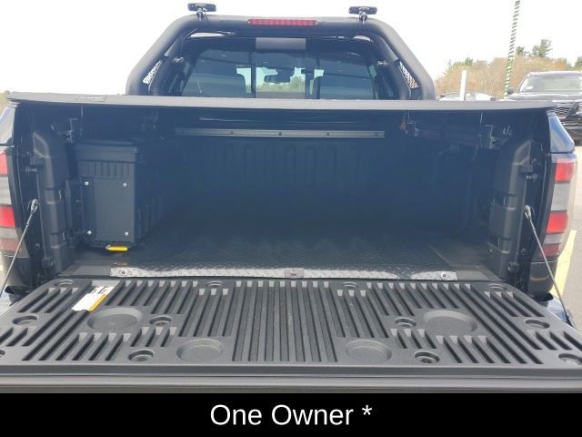 Used 2023 Nissan Frontier PRO-4X w/ Pro Convenience Package AWD/4WD image 9