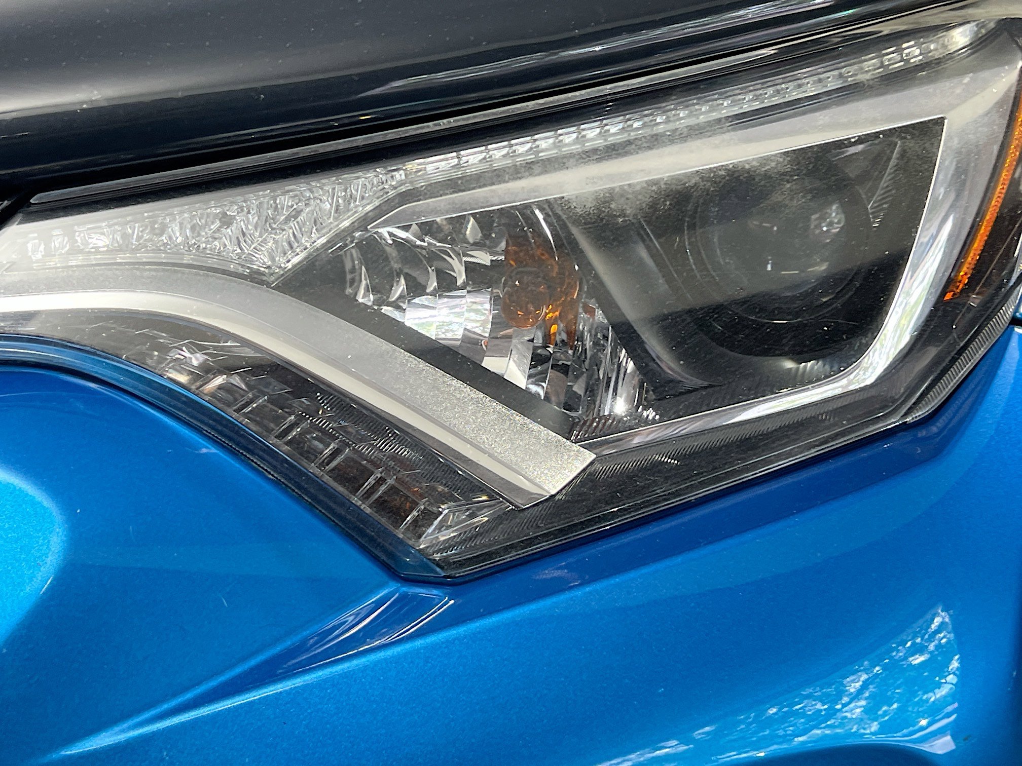 Used 2017 Toyota RAV4 LE FWD image 12