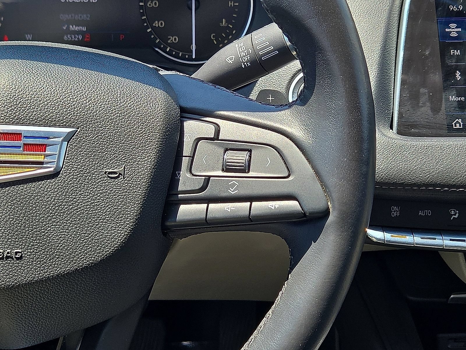 Used 2019 Cadillac XT4 Luxury FWD image 20
