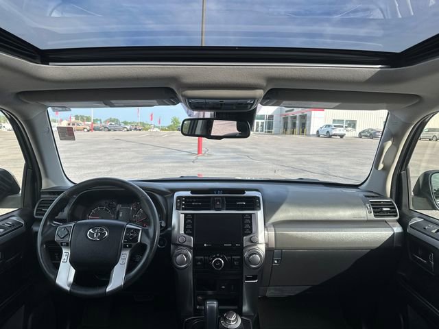 Used 2022 Toyota 4Runner SR5 Premium w/ Moonroof Package AWD/4WD image 13