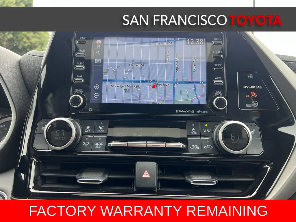Used 2022 Toyota Highlander XLE AWD/4WD image 28