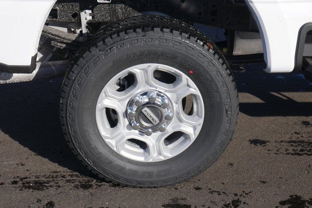 New 2026 Ford F250 XLT w/ FX4 Off-Road Package image 11