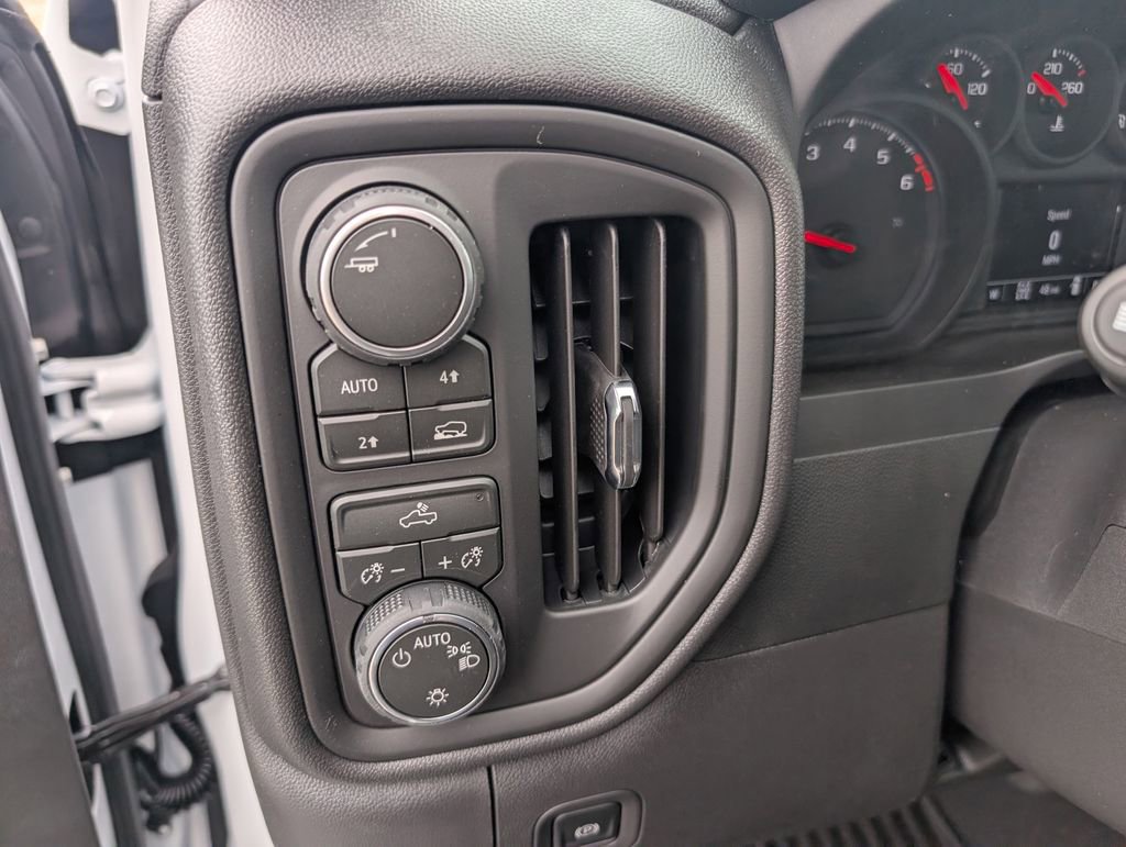 New 2026 Chevrolet Silverado 1500 Custom w/ Turbomax Blackout Package AWD/4WD image 17