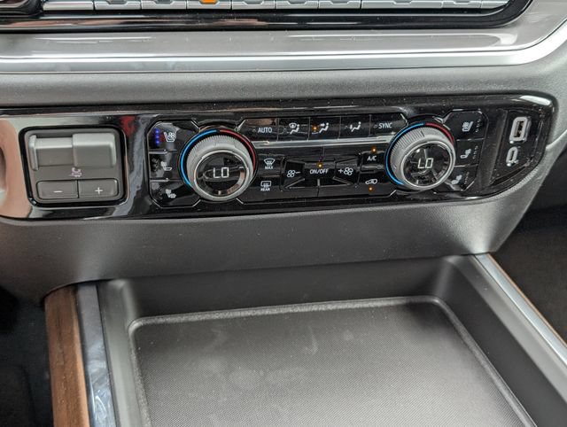 New 2026 Chevrolet Silverado 3500 High Country w/ Technology Package AWD/4WD image 25